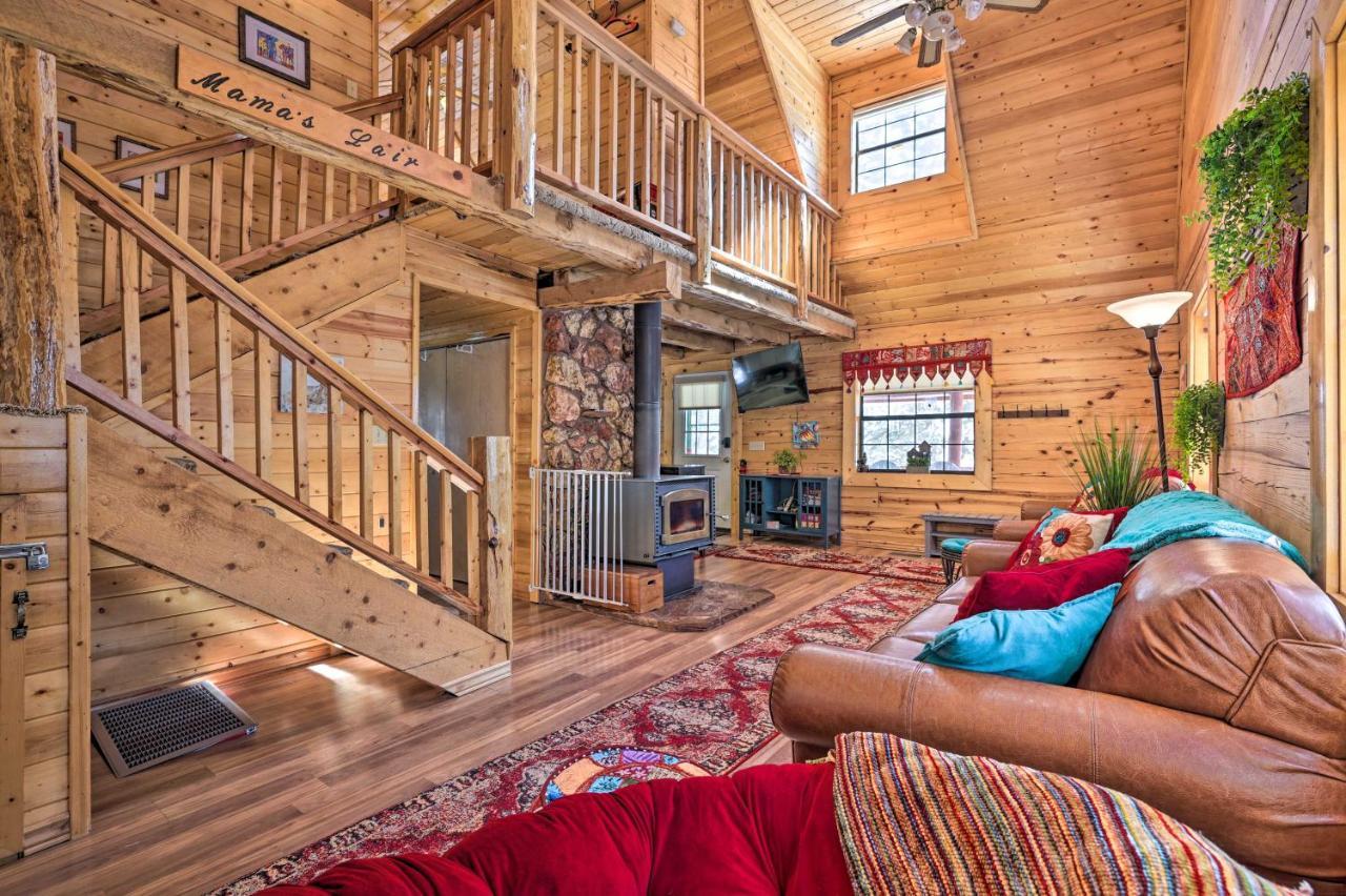 Rustic Duck Creek Village Cabin With Fire Pit! Eksteriør bilde