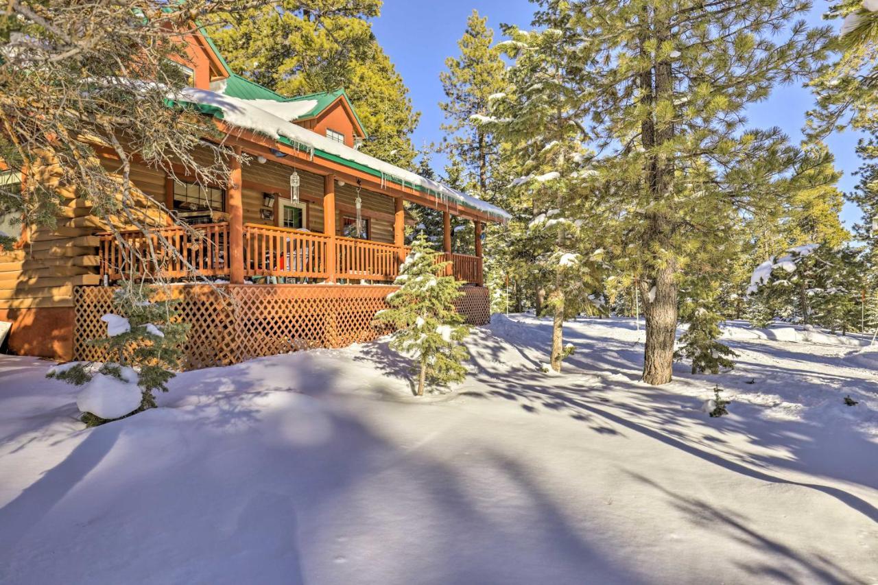 Rustic Duck Creek Village Cabin With Fire Pit! Eksteriør bilde