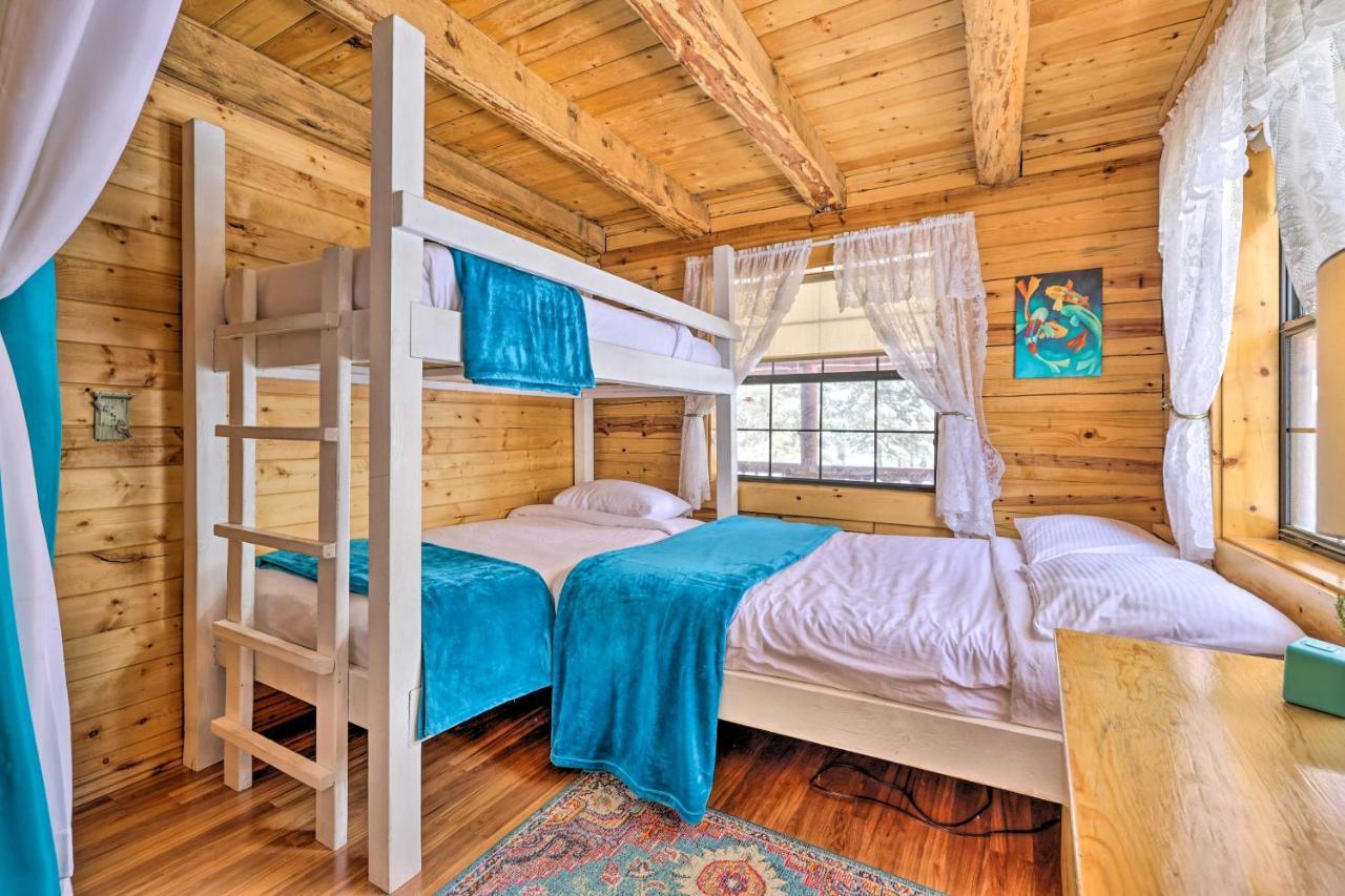 Rustic Duck Creek Village Cabin With Fire Pit! Eksteriør bilde